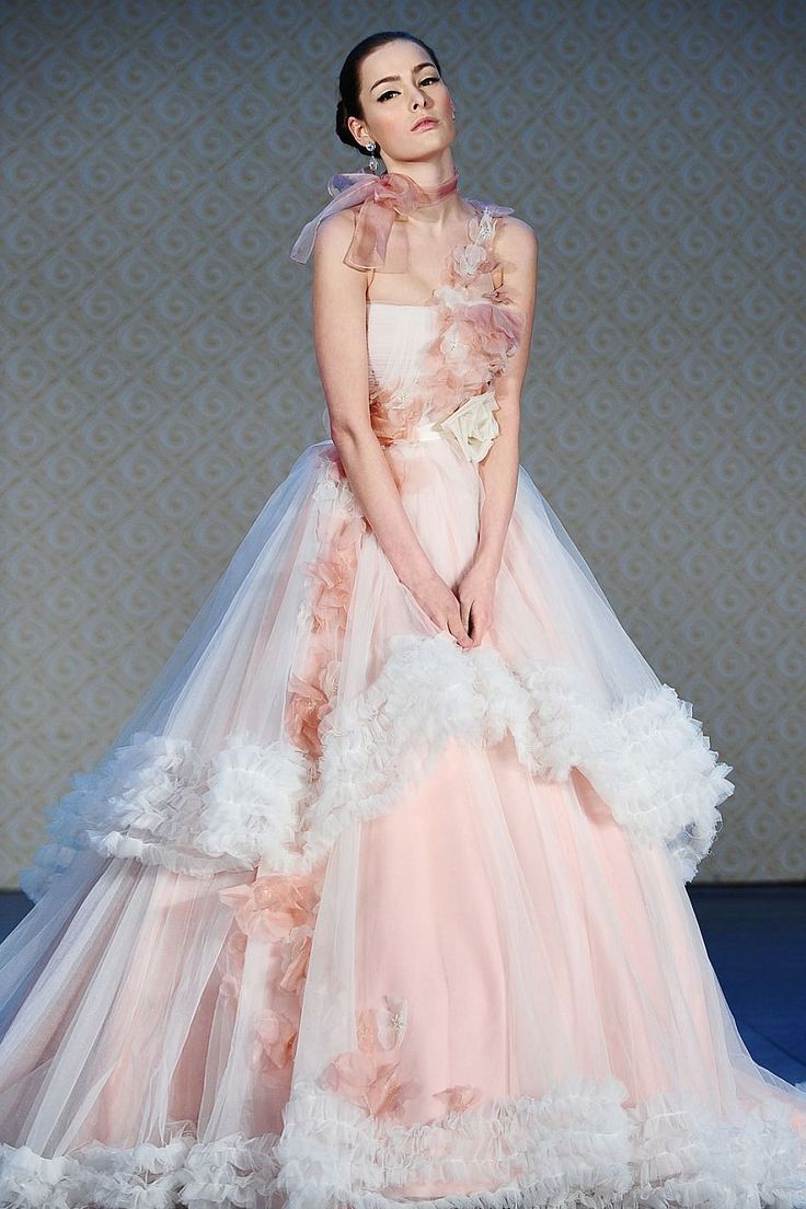 Summer 2015 Trend Color: Become the Sweetest Bride in Strawberry Ice Color♡にて紹介している画像