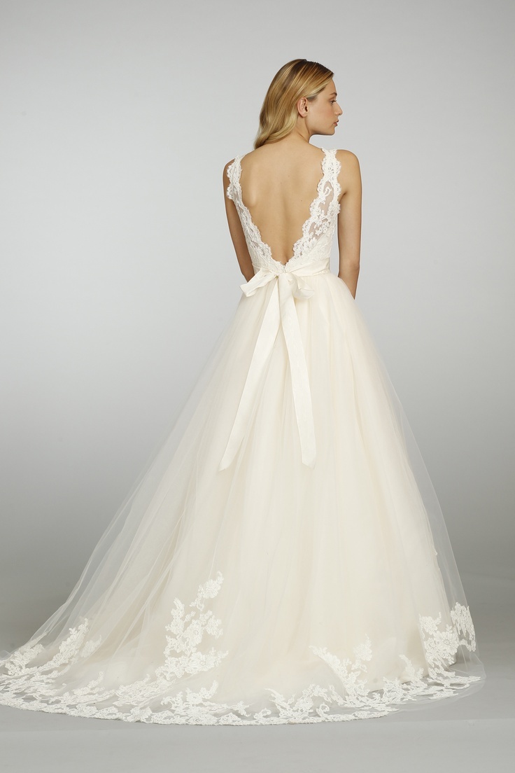 Celebrity Favorite! The Adorably Cute Dresses by Oscar de la Renta ♡にて紹介している画像