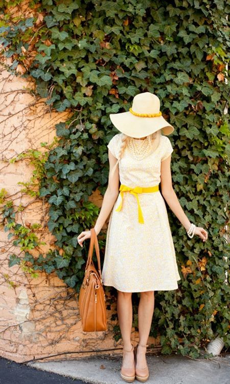 レトロな感じがたまらない♡ゲストドレスはヴィンテージドレスがポップで可愛い*にて紹介している画像