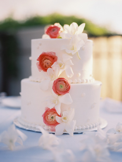 Beautiful White Beach: A Glimpse into a Wedding on Maui Island♡にて紹介している画像