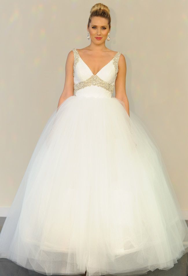 Eternal Bride Style: 3 Adorable Wedding Dress Brands with Princess Line Designs♡にて紹介している画像