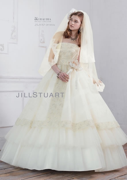 Eternal Bride Style: 3 Adorable Wedding Dress Brands with Princess Line Designs♡にて紹介している画像