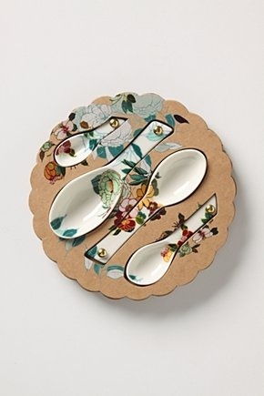 "Charming Kitchenware from Anthropologie for Newlyweds and Gifts: Too Cute to Resist!"にて紹介している画像