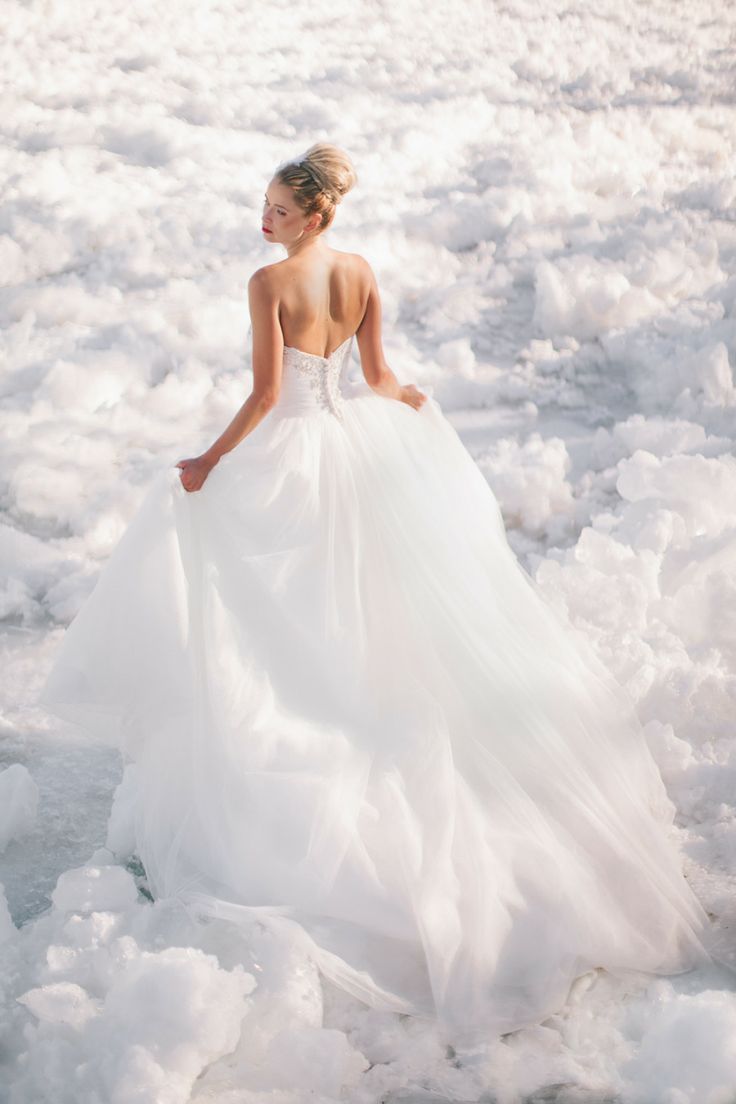 Lovely ♡ Discover the Meaning Behind the "Pure White Wedding Dress" and Enjoy Your Bride Look Even More *にて紹介している画像