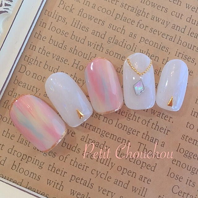 恋する色♡"ピンクカラー"の姫ネイルカタログ♡にて紹介している画像