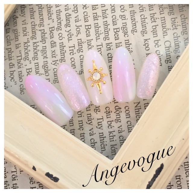 恋する色♡"ピンクカラー"の姫ネイルカタログ♡にて紹介している画像