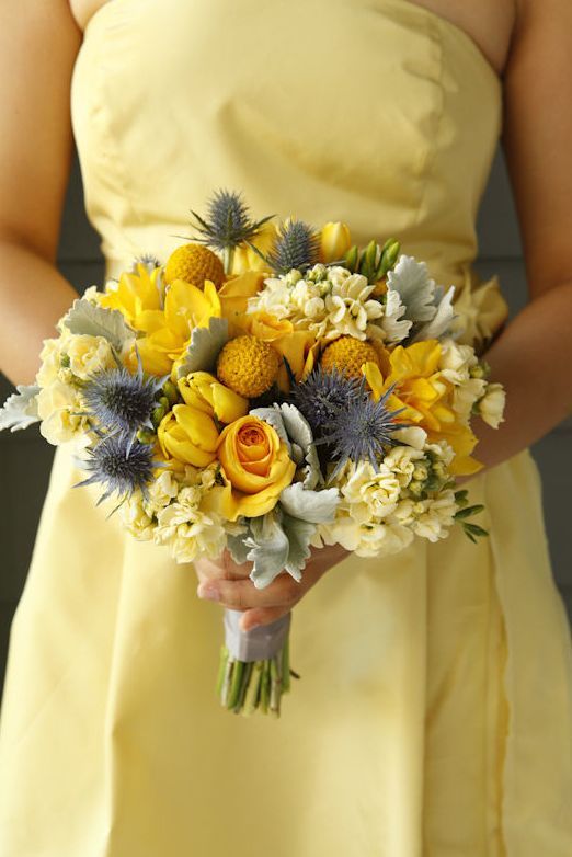 Charming Wedding with Complete Gray and Yellow Color Coordination♡にて紹介している画像