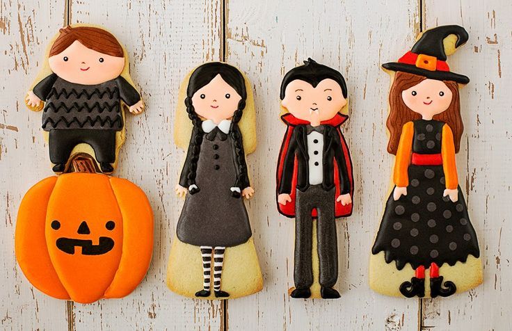 Trick or Treat! Perfect Mini Gifts: Halloween-Themed Iced Cookies ♡にて紹介している画像