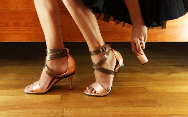 フランス発！「ヒールの取り換えができるお洒落な靴」がすごすぎる♡にて紹介している画像