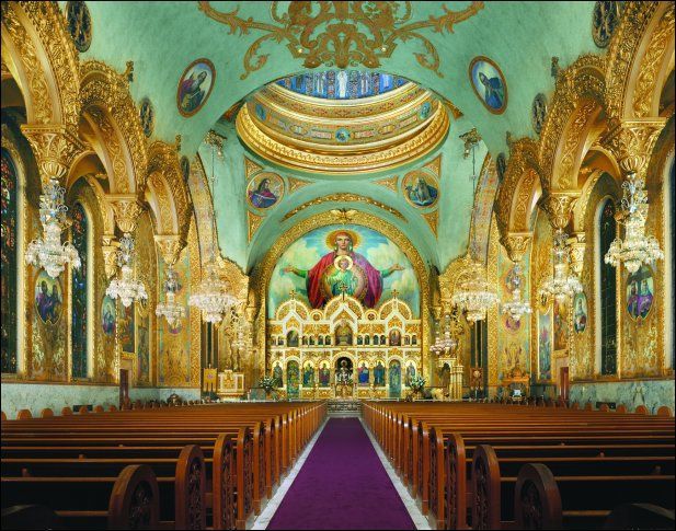 ハネムーンに行きたい！ウクライナにある『恋のトンネル』がとっても素敵♡にて紹介している画像