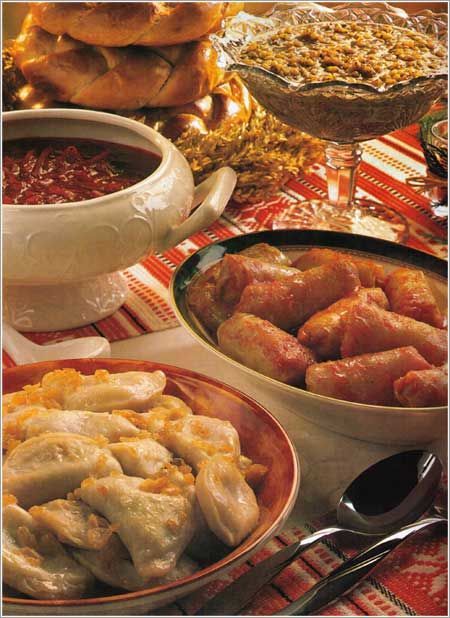 ハネムーンに行きたい！ウクライナにある『恋のトンネル』がとっても素敵♡にて紹介している画像