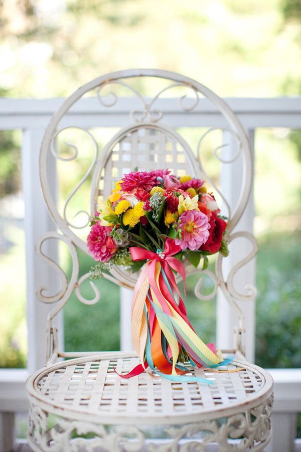 カラフル♡レインボーカラーのブーケが華やかでとっても可愛い♡にて紹介している画像