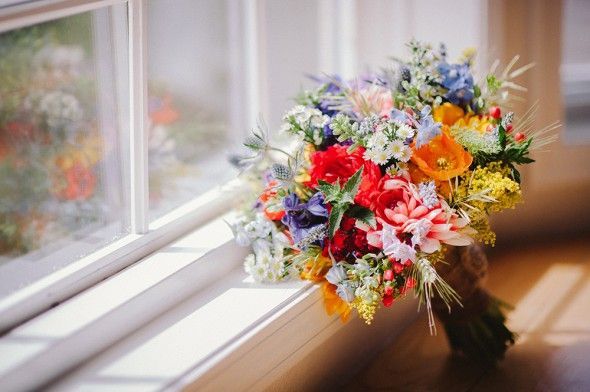 カラフル♡レインボーカラーのブーケが華やかでとっても可愛い♡にて紹介している画像