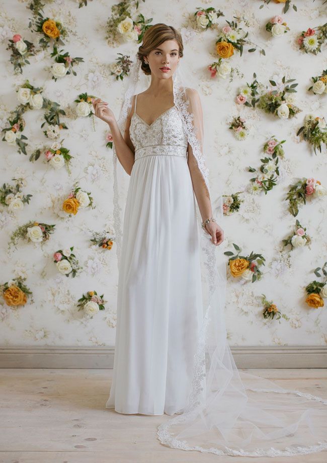 Discovered on Instagram! Create Your Dream Destination Wedding with a Flower Wall ♡にて紹介している画像