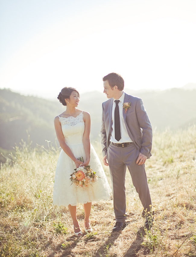 Showcasing Ankle: Adorable Midi Wedding Dresses Collection♡にて紹介している画像