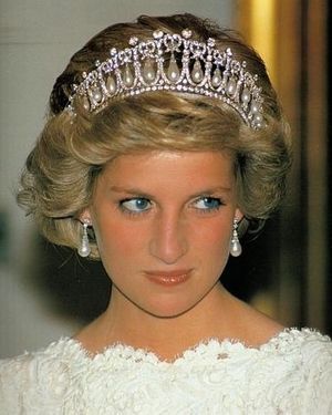 "Truly Wonderful Royal Weddings! Three Stunning Real-Life Princesses from Around the World*"にて紹介している画像