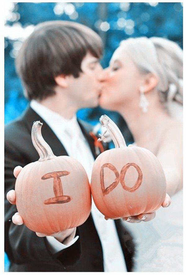 A Must-Capture During Halloween! A Collection of Wedding Photos Featuring Jack-o'-Lanterns♡にて紹介している画像