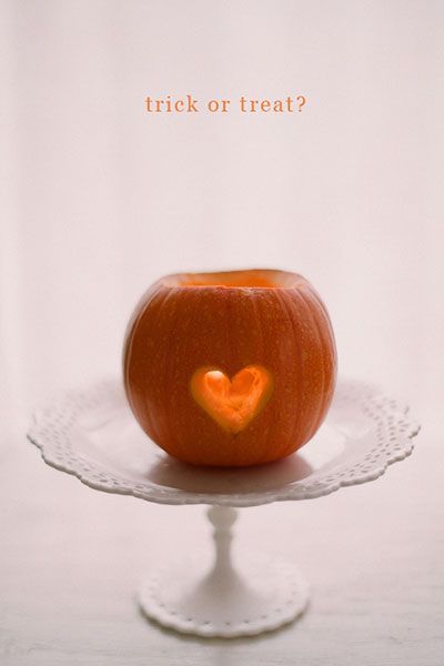 ハロウィーンの季節にぴったり♡ジャック・オ・ランタンでweddingパーティーを飾りつけ♡にて紹介している画像