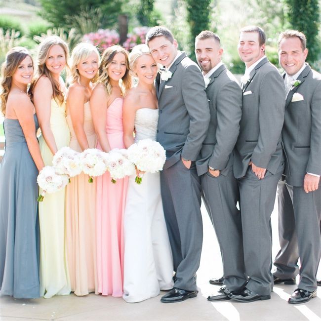 What Color Suits Your Boyfriend? A Collection of Stylish Groom Fashion Ideas ♡にて紹介している画像