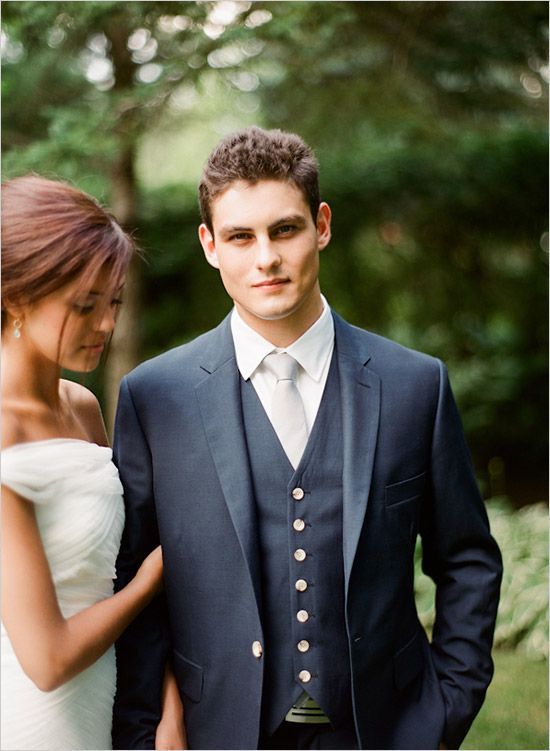 What Color Suits Your Boyfriend? A Collection of Stylish Groom Fashion Ideas ♡にて紹介している画像