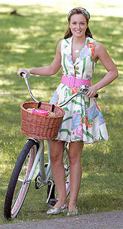 Summer 2015! The Adorable Alice+Olivia×Starbucks Collaboration Goods!にて紹介している画像