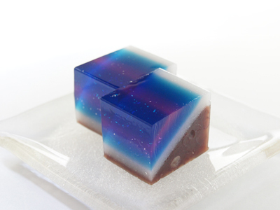 "Capturing the Tanabata Sky in Traditional Japanese Sweets: The Beautiful 'Amanogawa Yokan' by Shichijo Kanpundo!"にて紹介している画像