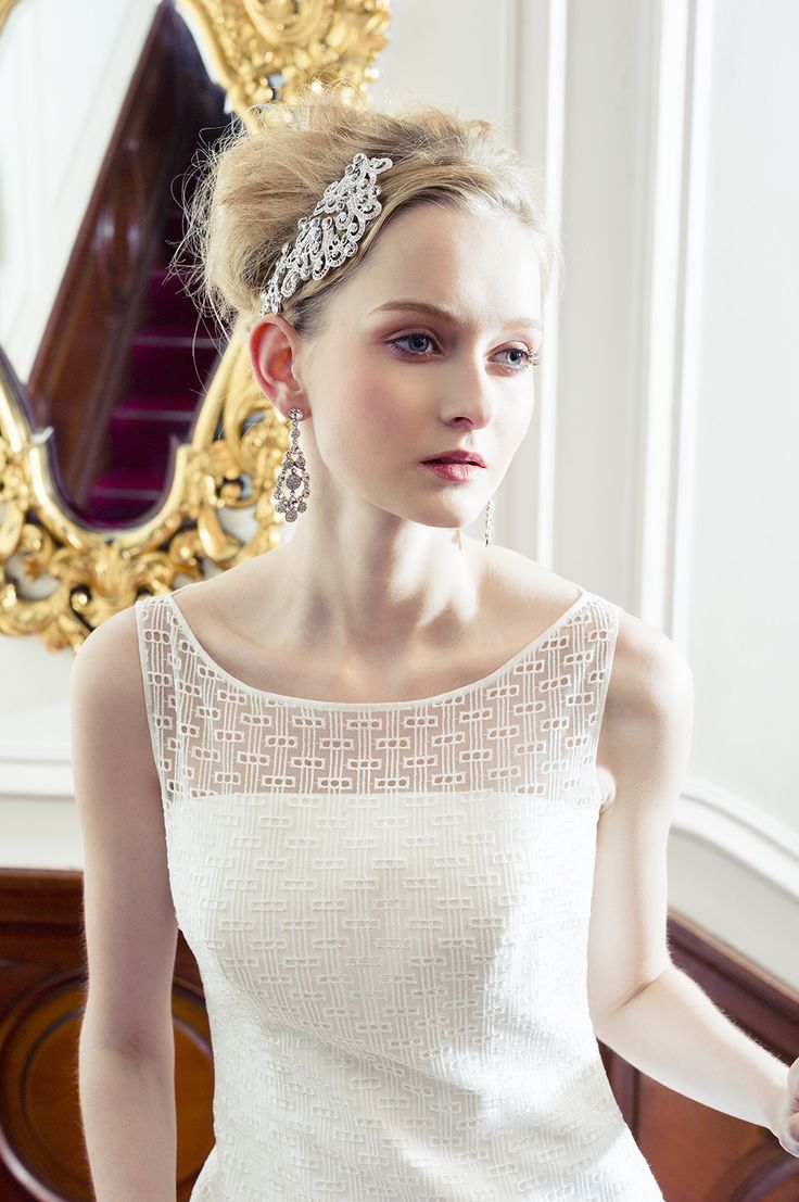 Discover the Perfect Dress: The Exquisite Dress Collection from the Trending Brand 'Anteliebe'!にて紹介している画像