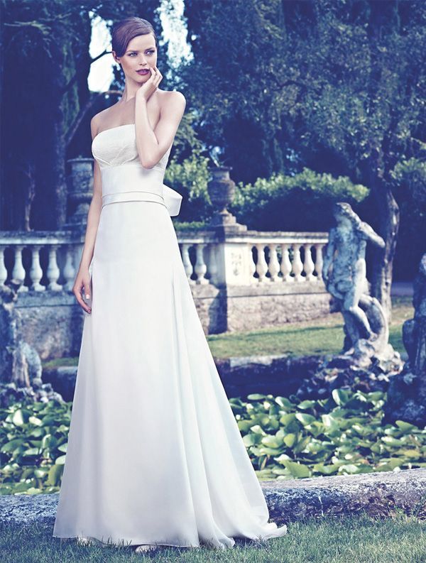 Discover the Perfect Dress: The Exquisite Dress Collection from the Trending Brand 'Anteliebe'!にて紹介している画像