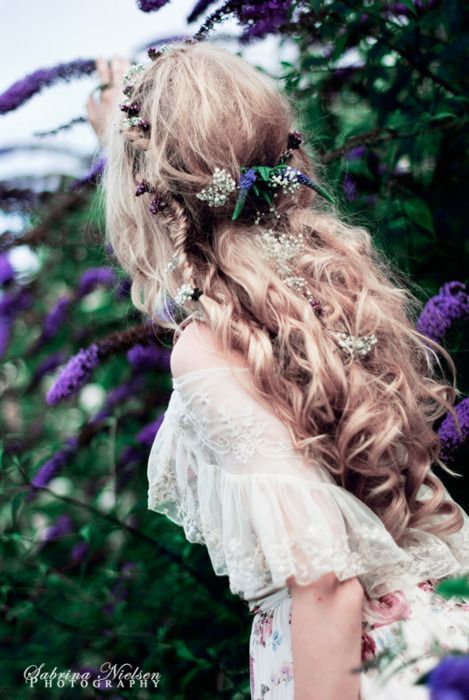 まるで妖精♡自然に溶け込む、fairyなwedding dressイメージを集めました♡にて紹介している画像