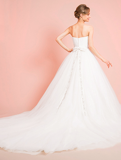 行ってみたい!吉川ひなのちゃんプレゼンツの「バチェロレッテパーティ」が開催*にて紹介している画像