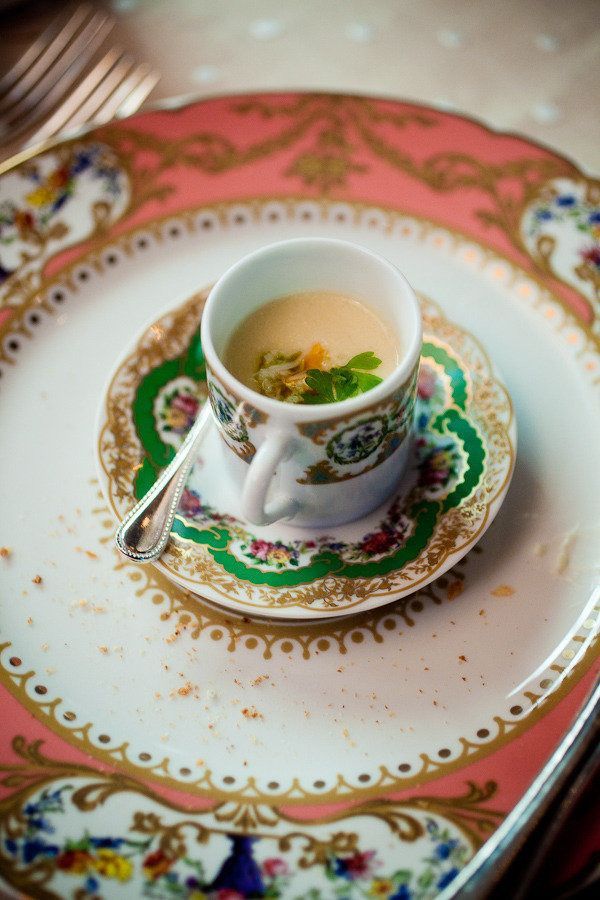 Gathering Exquisite Ceramic Tableware with Artistic and Gorgeous Patterns♡にて紹介している画像
