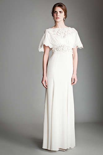 Catherine Princess of Wales' Favorite: The Stunning Wedding Dress by Temperley Londonにて紹介している画像
