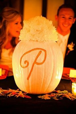 A Must-Capture During Halloween! A Collection of Wedding Photos Featuring Jack-o'-Lanterns♡にて紹介している画像