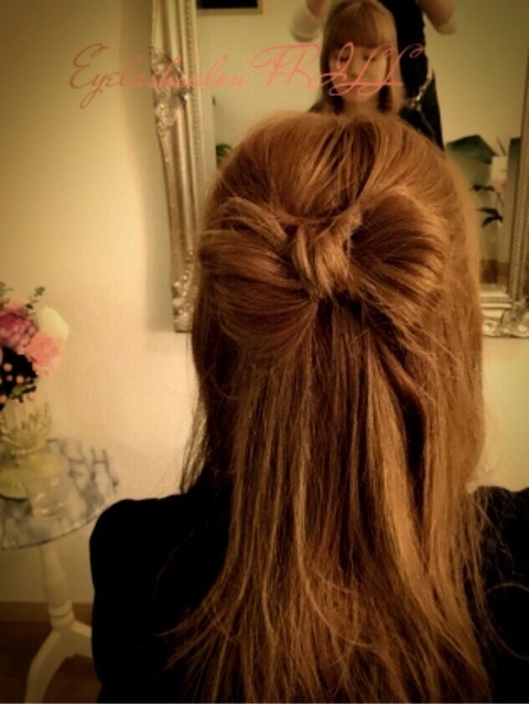 Step-by-Step Video Included! Adorably Cute 3 Types of Half-Up Hairstyles ♡にて紹介している画像