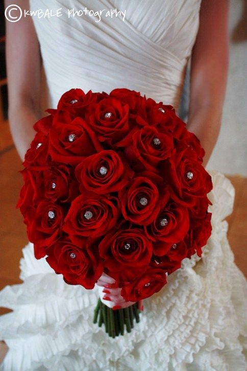 Sparkling and Gorgeous: Have You Heard About the Trending 'Crystal Bouquet'?にて紹介している画像