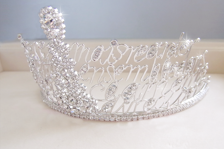 A Lifetime of Romantic Declaration ♡ The Dreamy Cuteness of "TAROKAMITANI" Tiara*にて紹介している画像