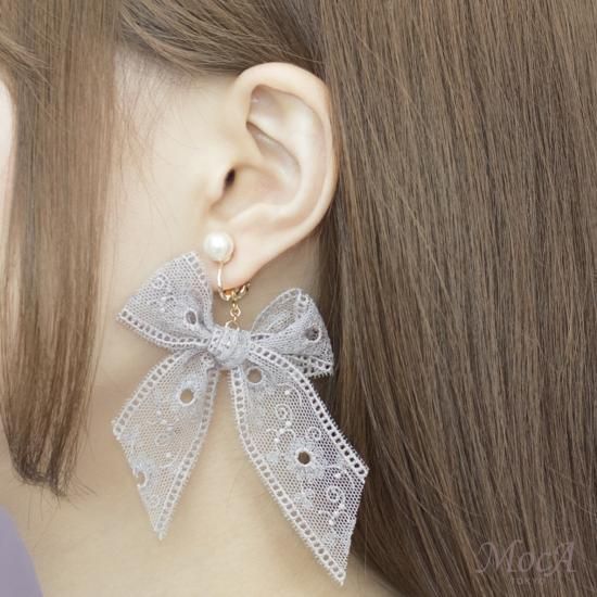 Recommended for Brides ♡ The Adorable Feminine Earrings from 'MocA-Tokyo'＊にて紹介している画像
