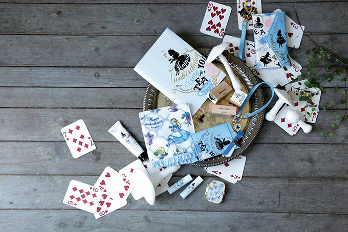 Perfect for Gifts: Choose Your Present at Afternoon Tea Living♡にて紹介している画像