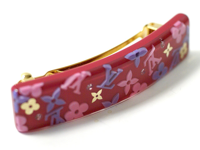 Elevate Your Hosted Hair with These Special Accessories: Luxurious Hairpins for the Sophisticated Womanにて紹介している画像