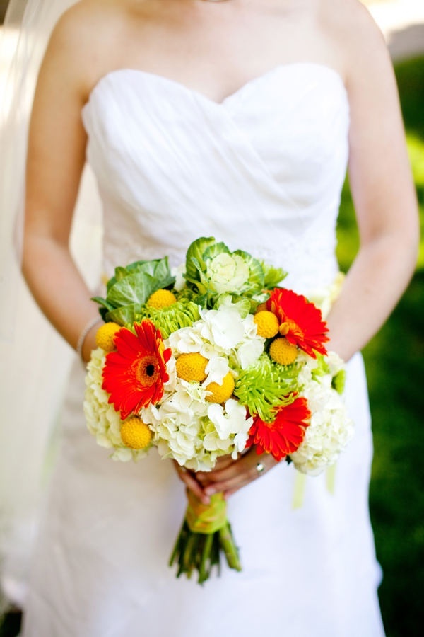 花嫁さんに人気♡ガーベラのブーケが可愛くてきゅん♡にて紹介している画像