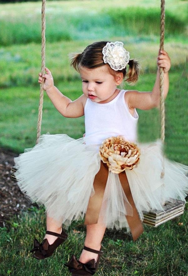 "I Want to Capture It! The Adorable and Charming Wedding Photos on a Swing"にて紹介している画像