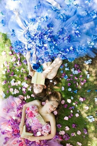 まるで妖精さん♡花びらたっぷりカラードレスが可愛いブランドまとめ＊にて紹介している画像