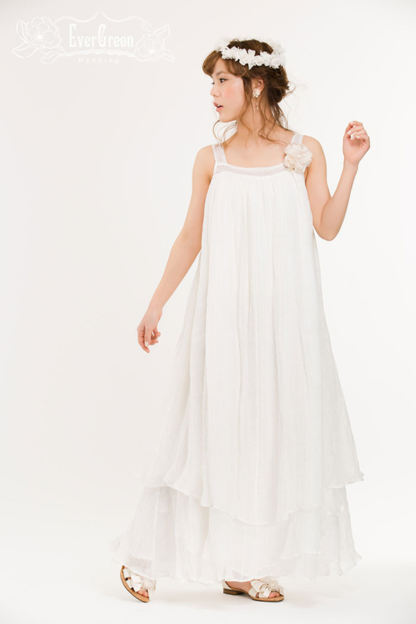 "Creating My One-of-a-Kind Custom Dress for an Ever Green Wedding♡"にて紹介している画像