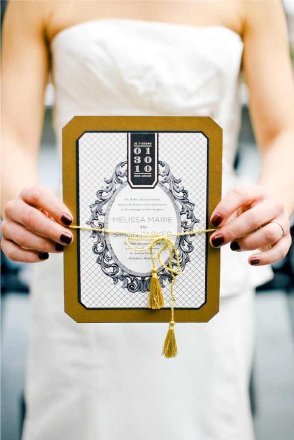 "DIY Delight: A Complete Guide to Creating and Styling 'Tassels' for Your Wedding Decorations*"にて紹介している画像