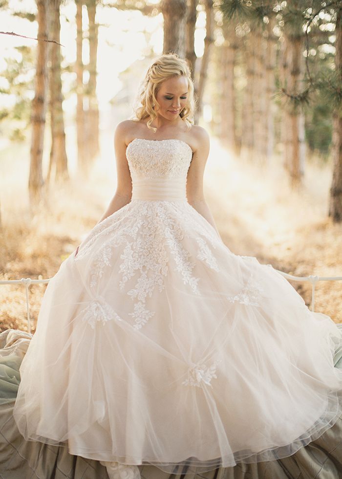 ずっとお家で眺めてたい♡花びらで作るミニチュア『フラワードール』が可愛すぎ♡にて紹介している画像