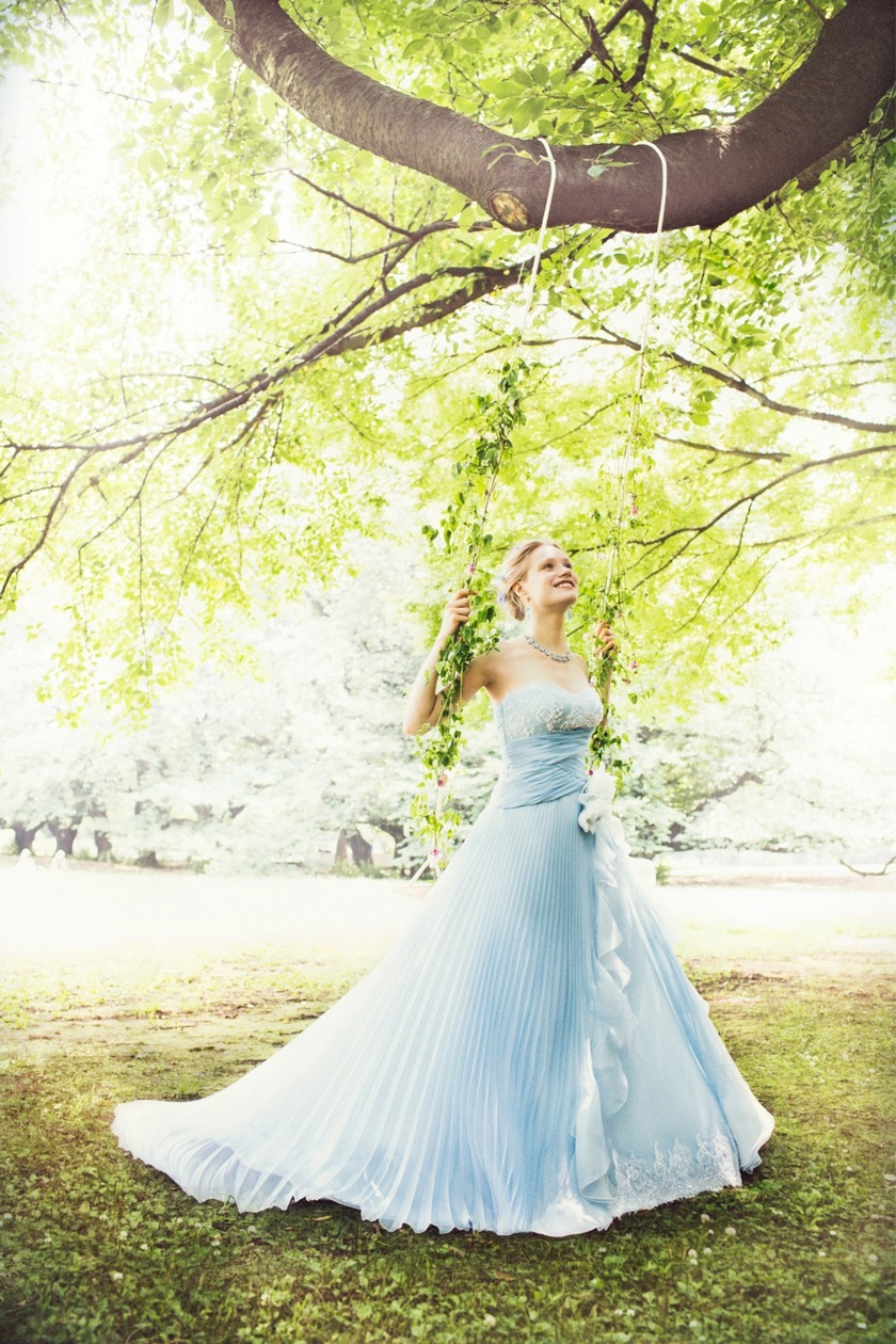Enchantingly Beautiful: 4 Adorable Brands for Cinderella-Inspired Blue Dresses♡にて紹介している画像