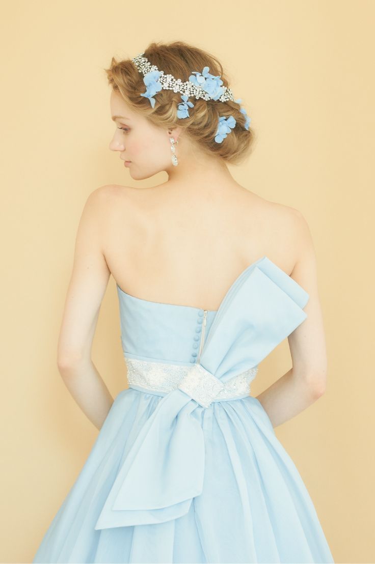 Enchantingly Beautiful: 4 Adorable Brands for Cinderella-Inspired Blue Dresses♡にて紹介している画像