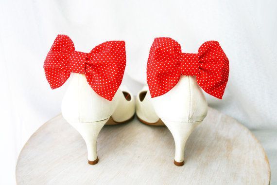 Adorable Polka Dot Shoes That Will Make Your Heart Flutter ♡にて紹介している画像