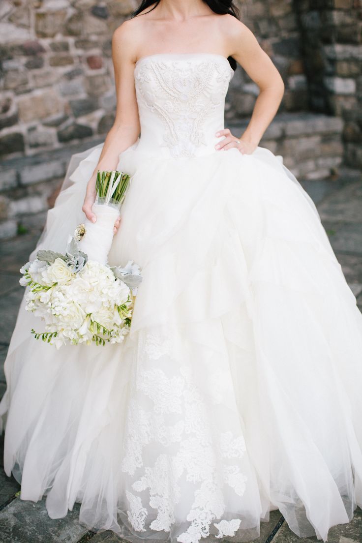 大人気ブランド♡『vera wang』の可愛いすぎる人気ドレス３選＊にて紹介している画像