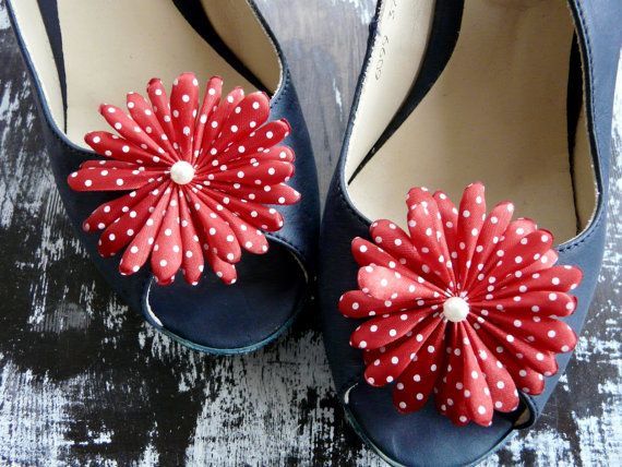 Adorable Polka Dot Shoes That Will Make Your Heart Flutter ♡にて紹介している画像